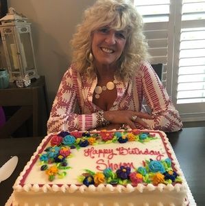 Meet your Posher, Sharon